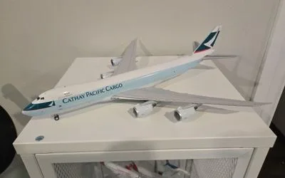 Cathay Pacific Cargo Boeing 747-8F B-LJC 1:200 JC Wings