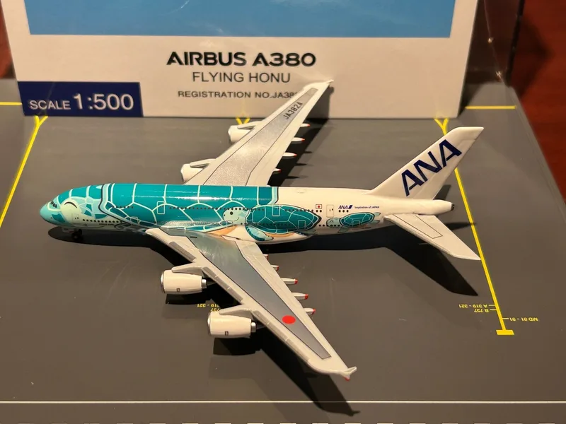 ANA エアバス A380-800 JA382A