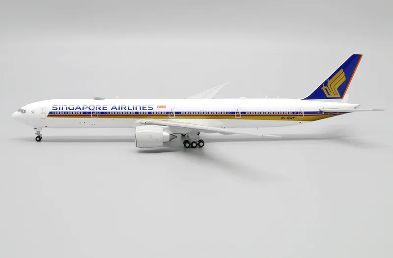 シンガポール航空 ボーイング 777-300ER 9V-SWY 画像1