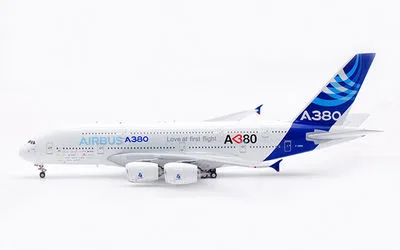 Airbus House Airbus A380-800 F-WWDD 1:400 Aviation400
