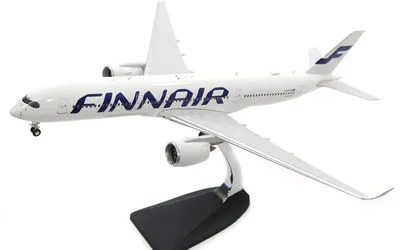 Finnair Airbus A350-900 OH-LWH 1:200 Phoenix Models