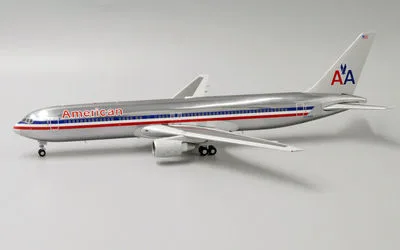 American Airlines Boeing 767-300 N374AA 1:200 JC Wings