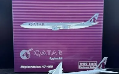 Qatar Airways Airbus A340-600 A7-AGD 1:400 Phoenix Models