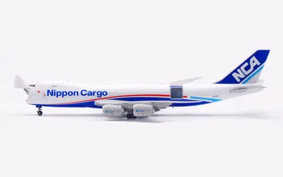 Nippon Cargo Airlines (NCA) Boeing 747-8F JA15KZ 1:400 HX Models