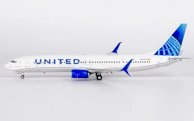 United Airlines Boeing 737-900 w/ Scimitar Winglets N38458 1:200 NG Models