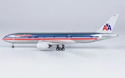 American Airlines Boeing 777-200 N795AN 1:400 NG Models