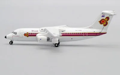 Thai Airways International BAe 146-300 / Avro RJ100 HS-TBM 1:400 JC Wings