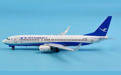 厦門航空 ボーイング 737-800 w/ Winglets B-7176 画像1