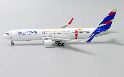 LATAM航空 ボーイング 767-300 w/ Winglets PT-MSY
