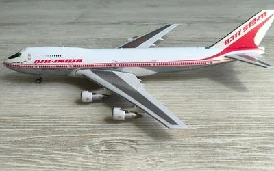 Air India Boeing 747-200 VT-EFU 1:400 Phoenix Models