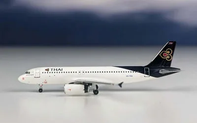 Thai Airways International Airbus A320-200 HS-TXA 1:400 Aeroclassics