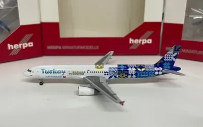 Turkish Airlines Airbus A321 TC-JRG 1:500 Herpa