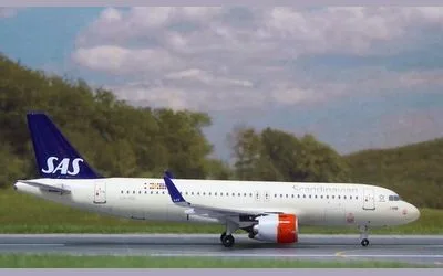スカンジナビア航空 エアバス A320neo LN-RGL 画像1
