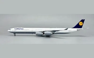 Lufthansa Airbus A340-600 D-AIHZ 1:400 Phoenix Models