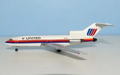 United Airlines Boeing 727-100 N7010U 1:400 Aeroclassics