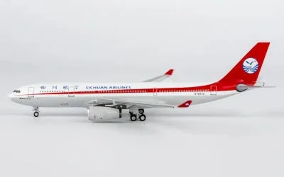 四川航空 エアバス A330-200 B-8332