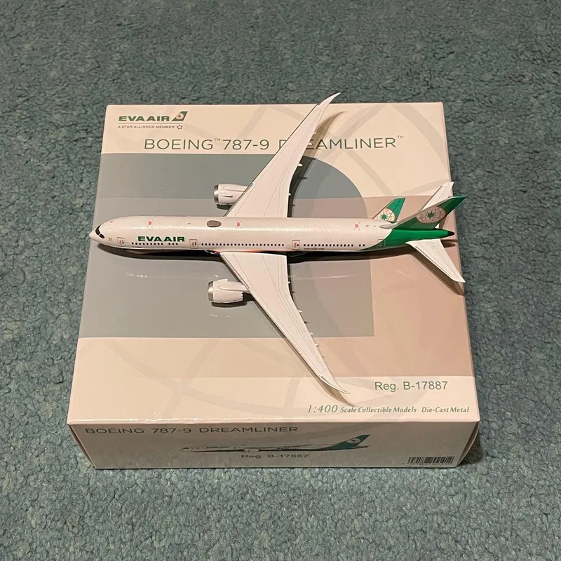 EVA Air Boeing 787-9 B-17887 1:400 NG Models