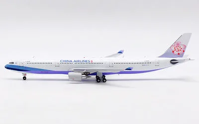 China Airlines Airbus A330-300 B-18351 1:400 Aviation400