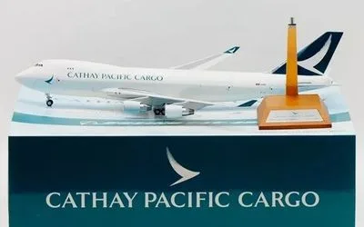 Cathay Pacific Cargo Boeing 747-400F B-LIA 1:200 JC Wings