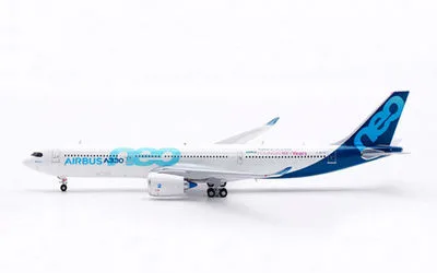 Airbus House Airbus A330-900 F-WTTN 1:400 Aviation400