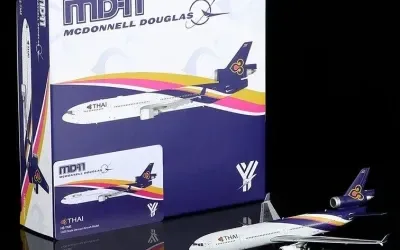 タイ国際航空 マクドネル・ダグラス MD-11 HS-TME 画像1