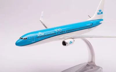 KLM Boeing 737-800 w/ Winglets PH-BGC 1:200 Herpa