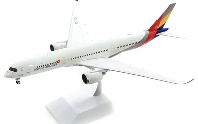 Asiana Airlines Airbus A350-900 HL8578 1:200 JC Wings