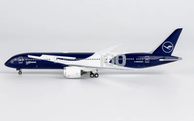 Lufthansa Boeing 787-9 D-ABPU 1:400 NG Models