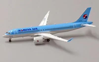 Korean Air Airbus A220-300 HL7201 1:400 JC Wings