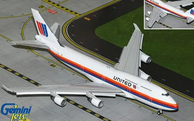 ユナイテッド航空 ボーイング 747-400 N175UA 画像1