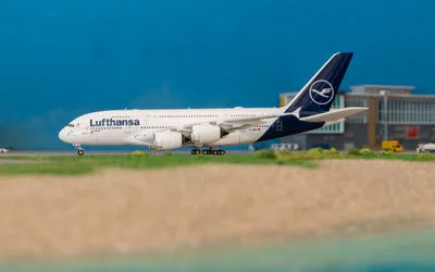 Lufthansa Airbus A380-800 D-AIMG 1:400 Phoenix Models