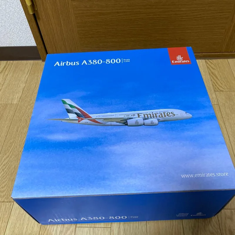 Emirates Airbus A380‑800 A6-EOG 1:200 GeminiJets