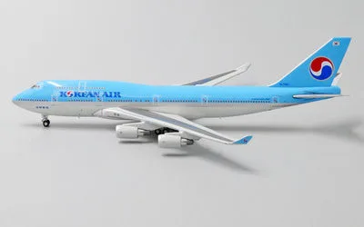 Korean Air Boeing 747-400 HL7461 1:400 JC Wings
