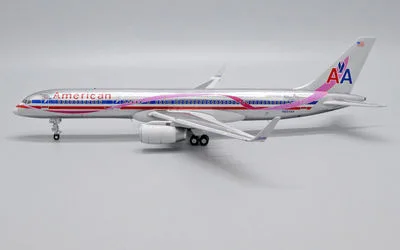 アメリカン航空 ボーイング 757-200 w/ Winglets N664AA