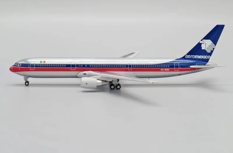 Aeromexico Boeing 767-300 XA-RWX 1:400 JC Wings