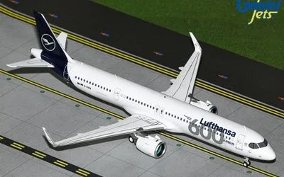 ルフトハンザ航空 エアバス A321neo D-AIEQ 画像1
