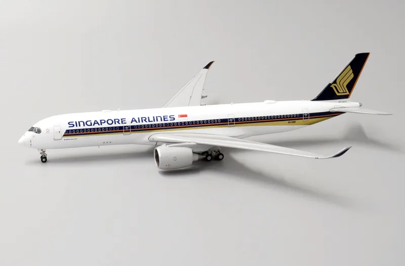 Singapore Airlines Airbus A350-900 9V-SMR 1:400 JC Wings