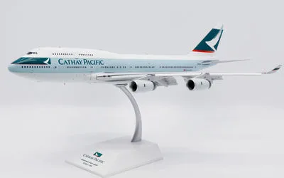 キャセイパシフィック ボーイング 747-400 VR-HOV