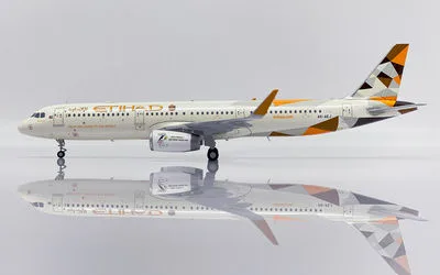 Etihad Airways Airbus A321 w/ Sharklets A6-AEJ 1:200 JC Wings
