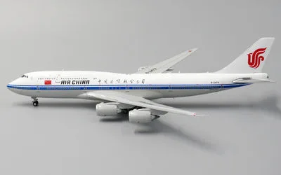 Air China Boeing 747-8 B-2479 1:400 JC Wings