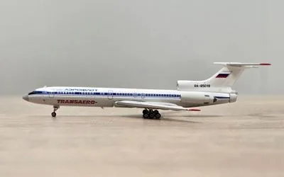 Aeroflot Tupolev Tu-154S RA-85019 1:400 Phoenix Models