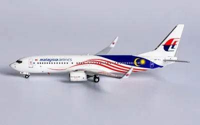 Malaysia Airlines Boeing 737-800 w/ Winglets 9M-MSE 1:400 NG Models