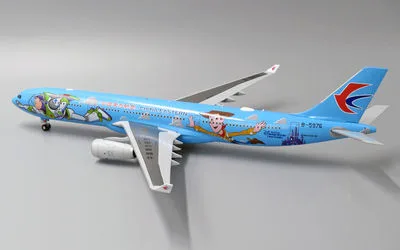 China Eastern Airlines Airbus A330-300 B-5976 1:200 JC Wings